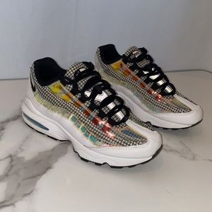 Nike Air Max 95 LV8